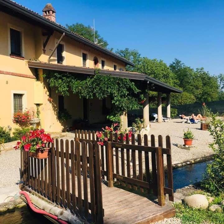 Agriturismo Helianthus Oleggio Dış mekan fotoğraf