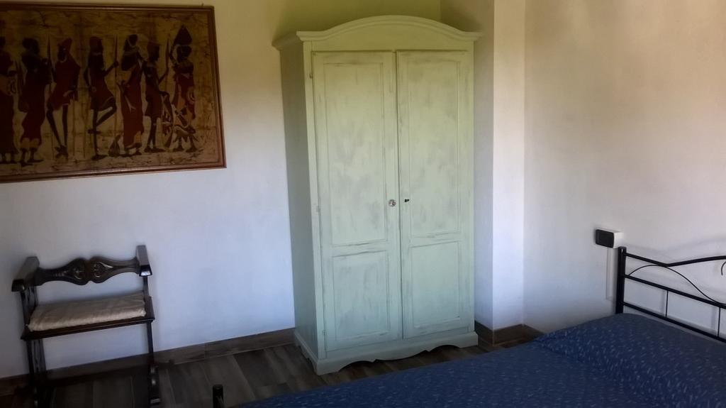 Agriturismo Helianthus Oleggio Oda fotoğraf